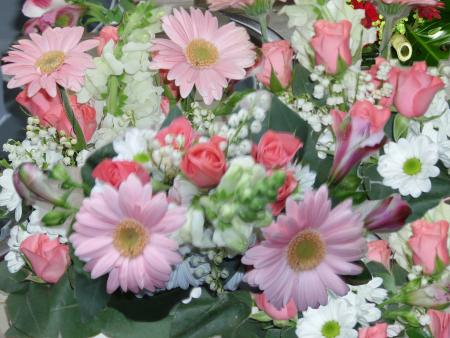 Pti' montage de Fleurs ... Bisss & Bonne journée